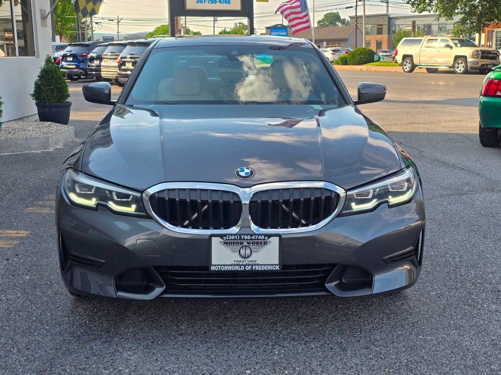 Used 2021 BMW 330i Sedan w/ Convenience Package RWD image 2