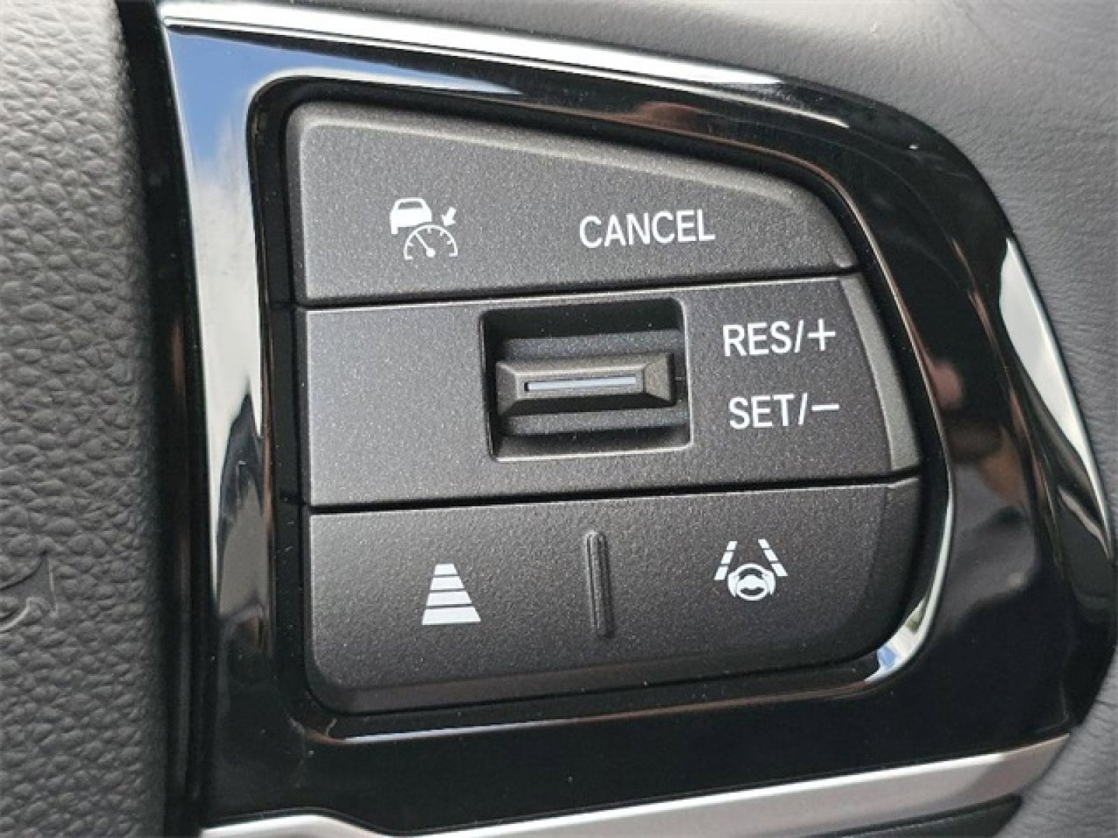 New 2026 Honda Odyssey Touring image 21