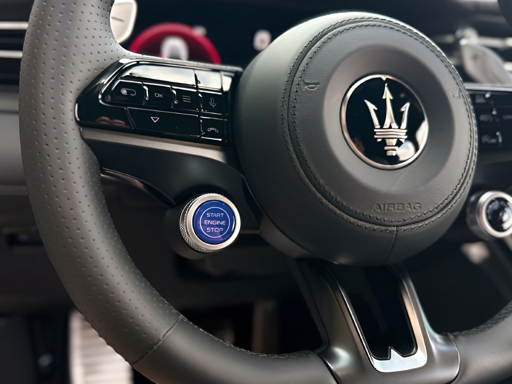 New 2026 Maserati Grecale Modena AWD/4WD image 19
