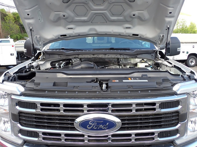 New 2026 Ford F450 XL w/ XL Chrome Package AWD/4WD image 14