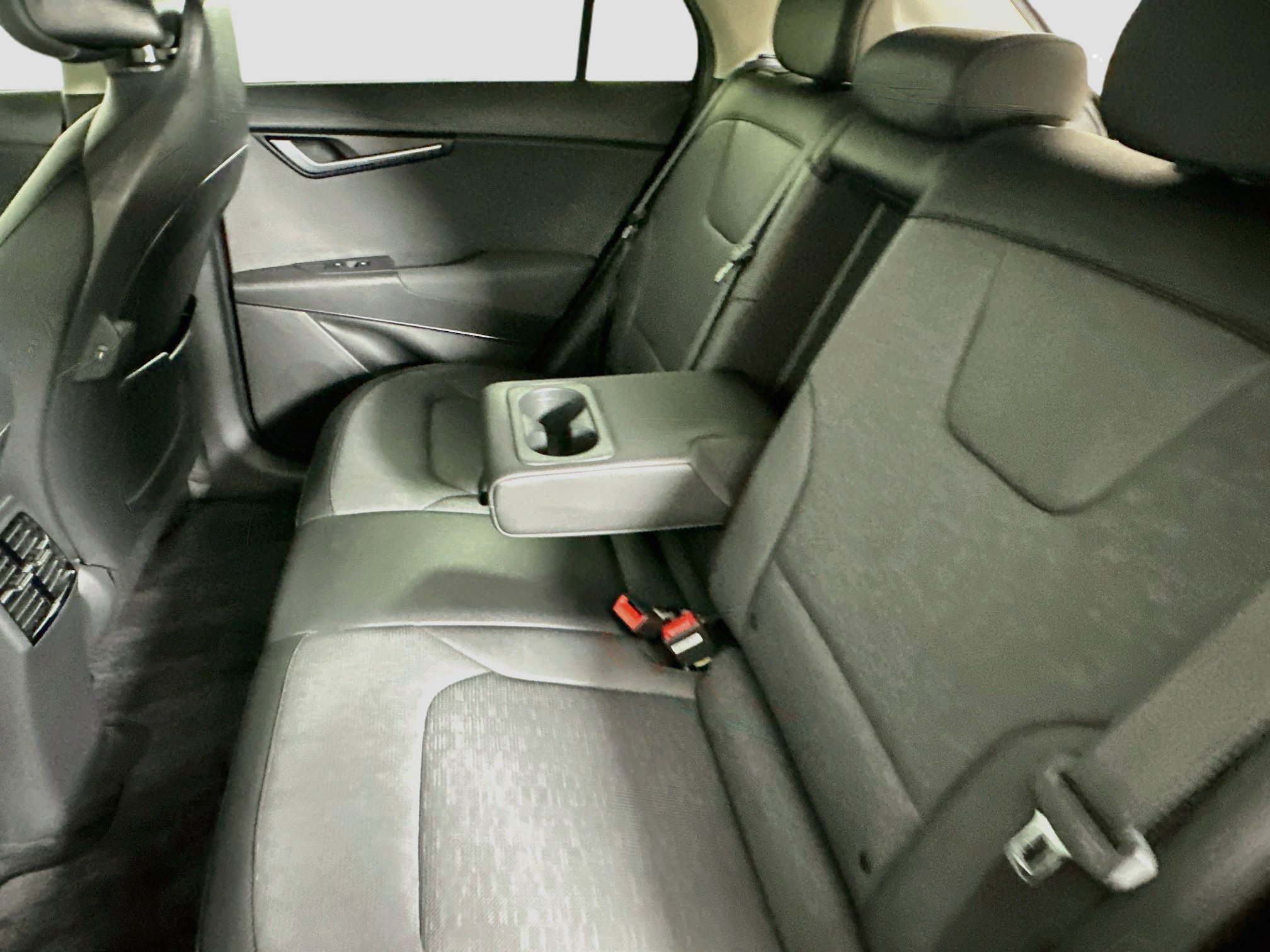 Used 2023 Kia Niro Wave w/ Wave Preserve Package FWD image 28