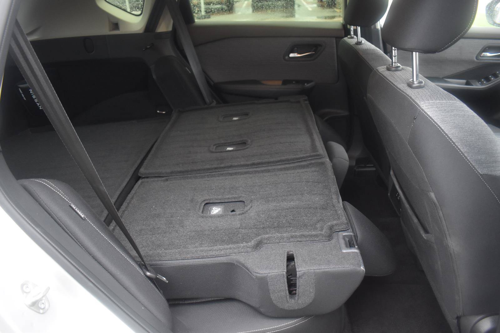 Used 2023 Nissan Rogue SV FWD image 55
