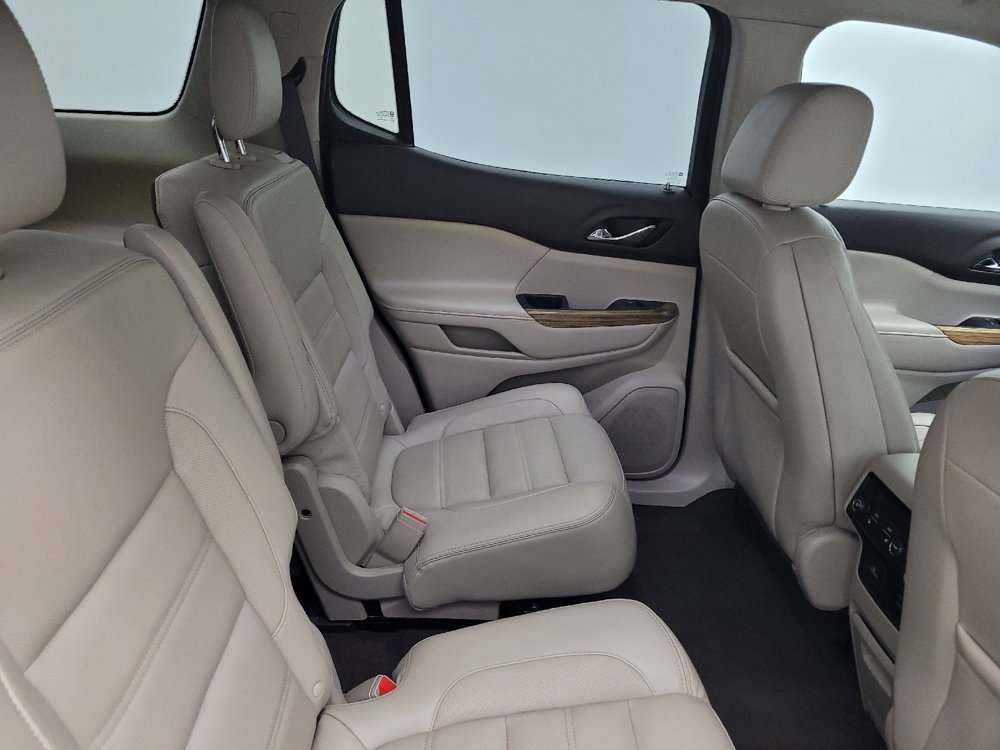 Used 2018 GMC Acadia Denali image 19