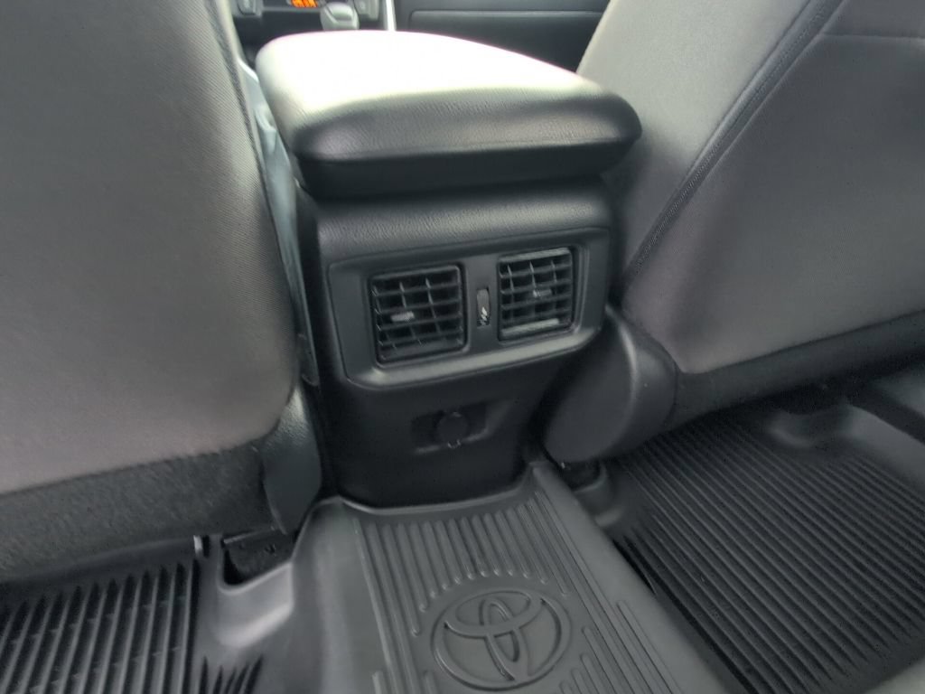Used 2024 Toyota RAV4 LE AWD/4WD image 16