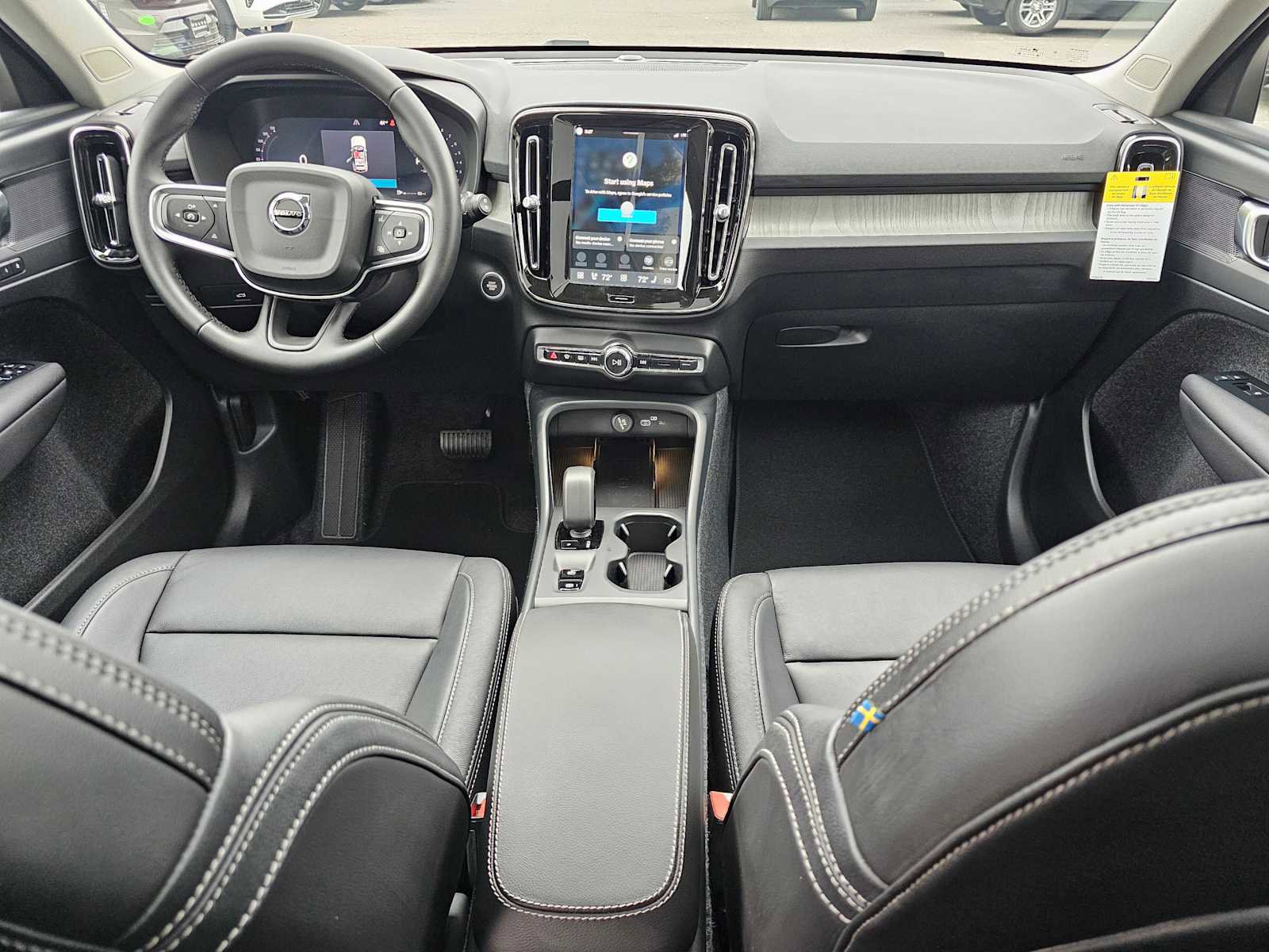 New 2026 Volvo XC40 B5 Core w/ Climate Package image 17