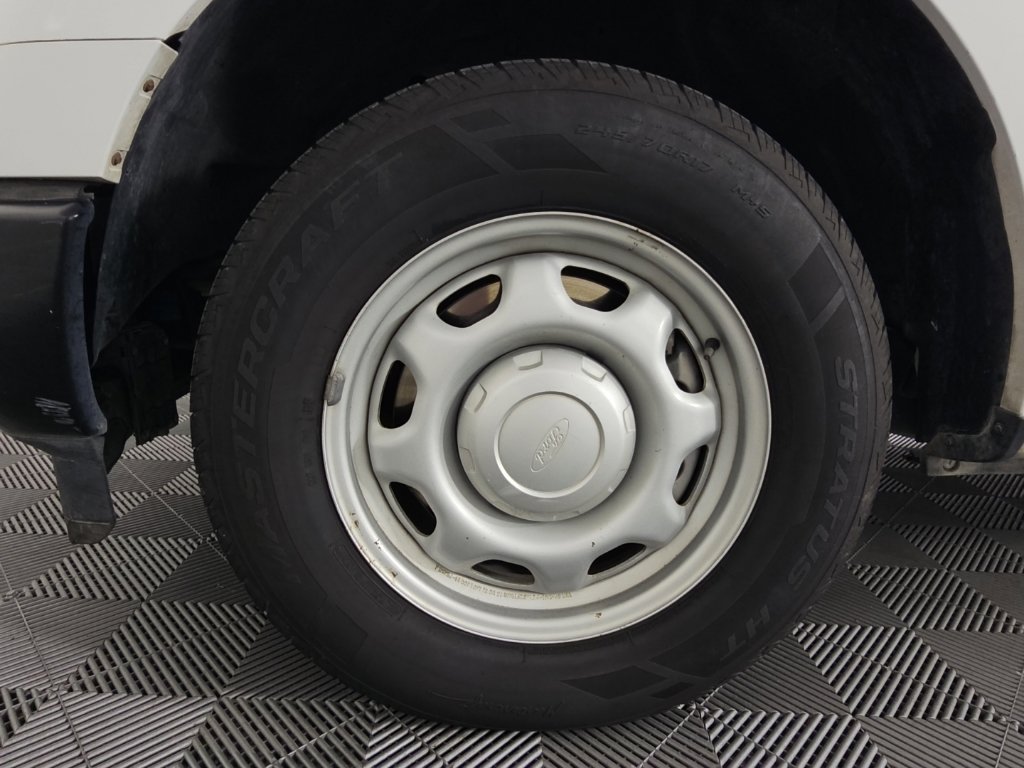 Used 2022 Ford F150 XL RWD image 9