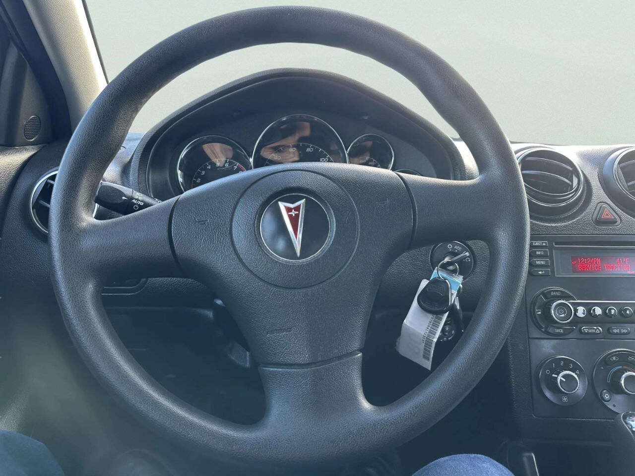 Used 2008 Pontiac G6 Value Leader FWD image 23