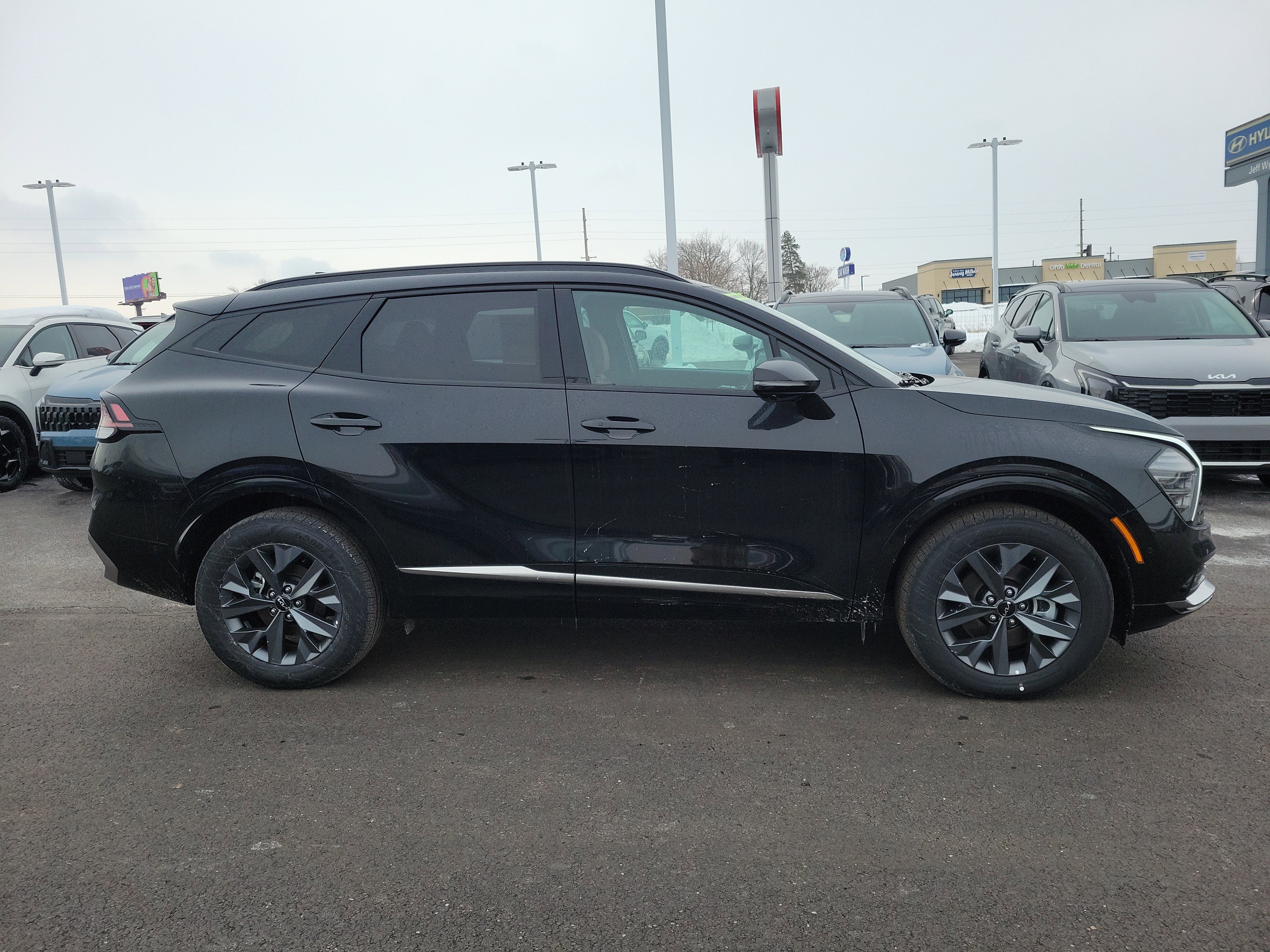 New 2025 Kia Sportage SX Prestige image 3