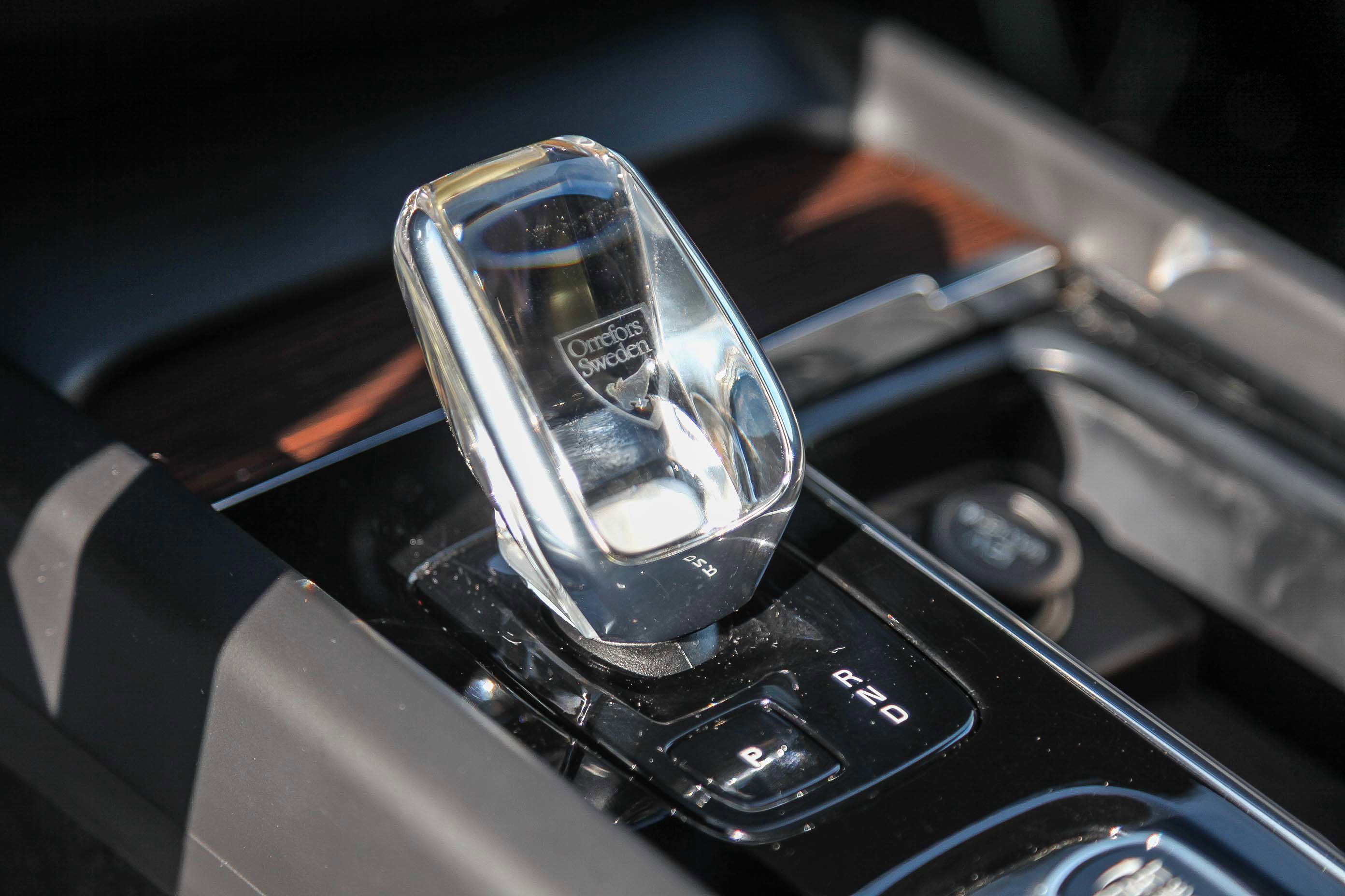 Used 2023 Volvo XC60 T8 Ultimate image 19