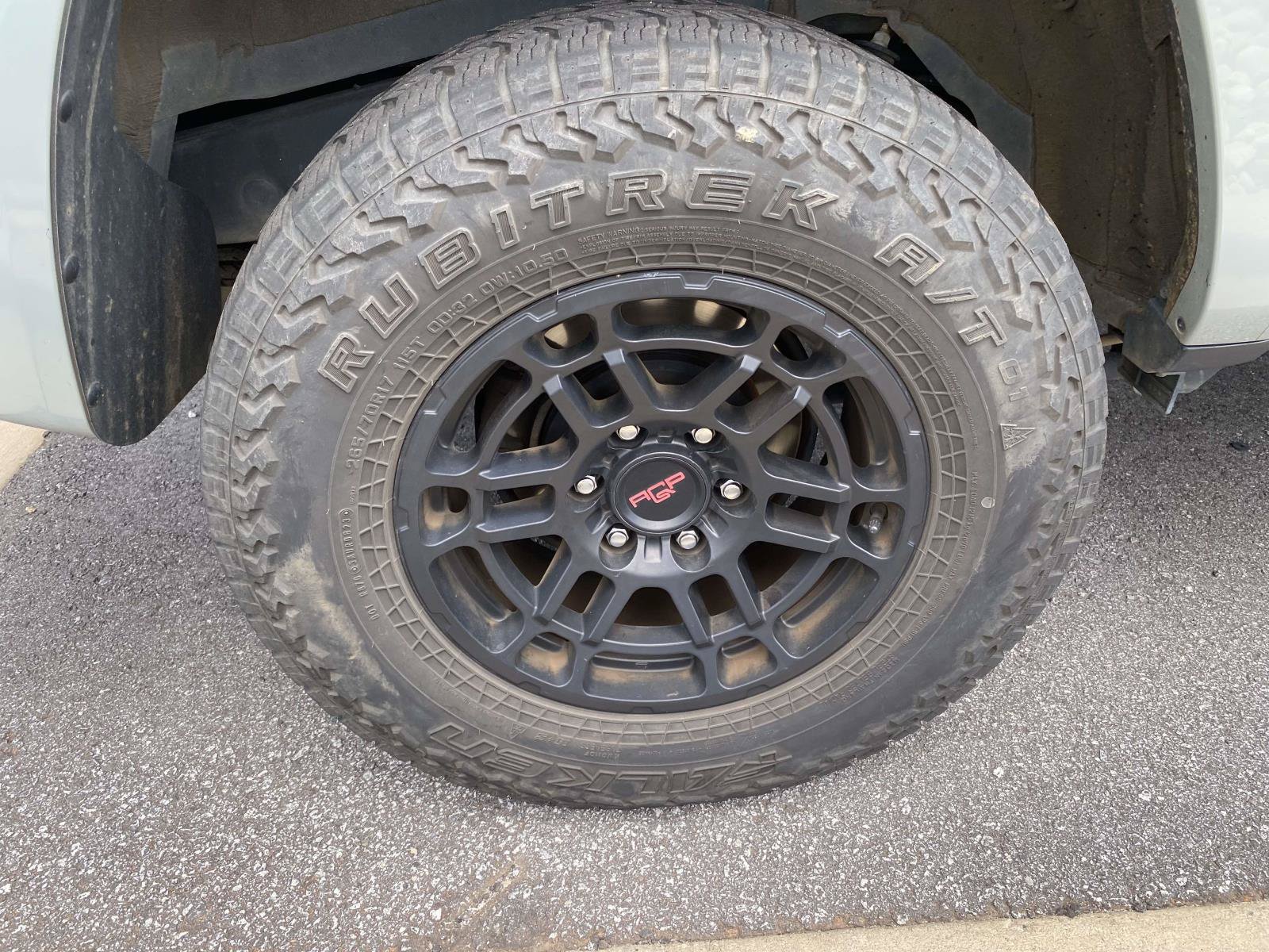 Used 2023 Toyota 4Runner TRD Off-Road Premium w/ Off Road Premium Plus Package AWD/4WD image 9