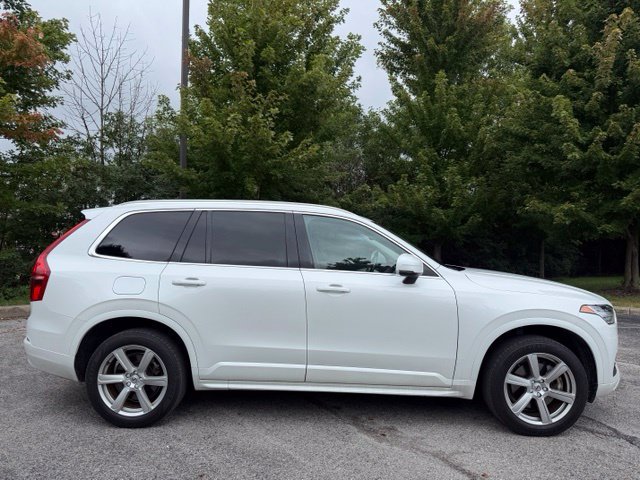 Used 2023 Volvo XC90 B5 Core AWD/4WD image 2