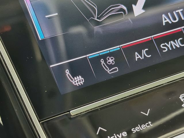 Used 2023 Audi A8 L 3.0T AWD/4WD image 27