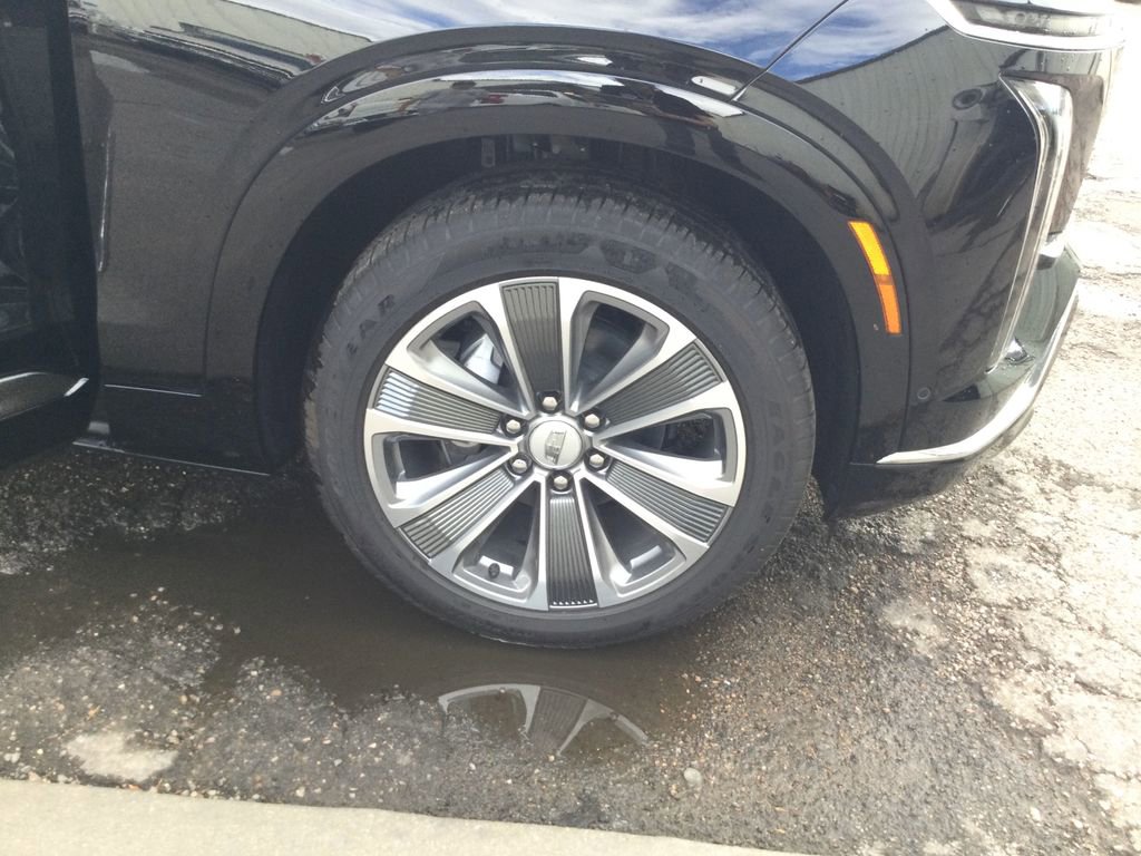 New 2026 Cadillac Vistiq Luxury image 24