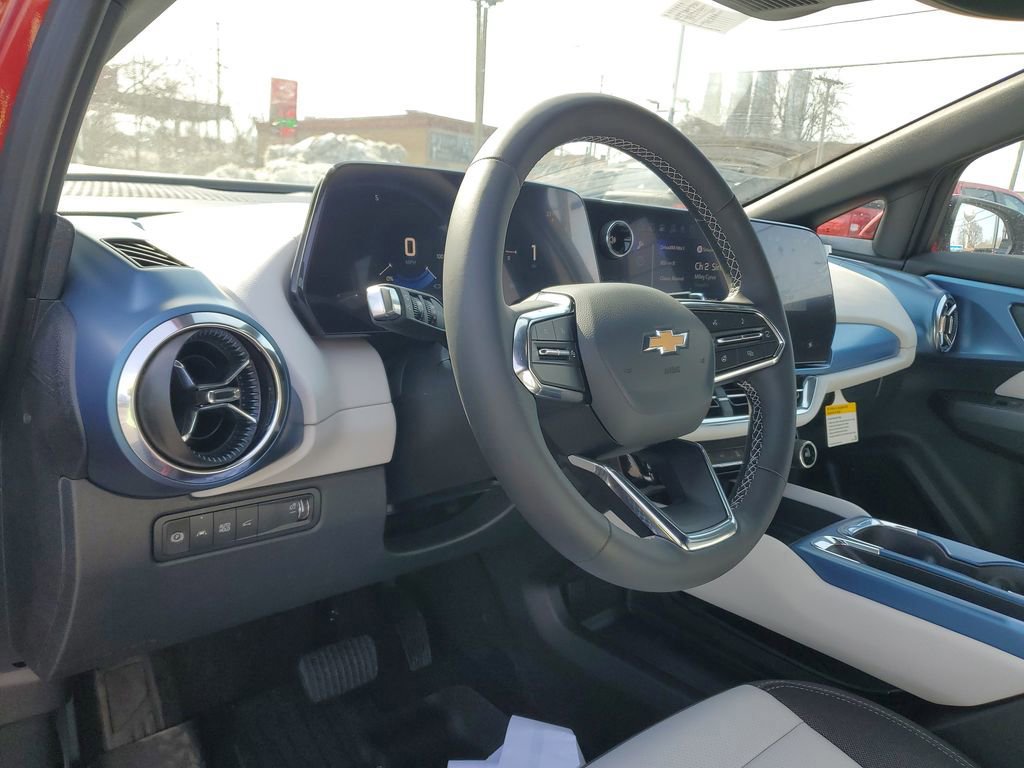 New 2026 Chevrolet Equinox EV LT FWD image 16