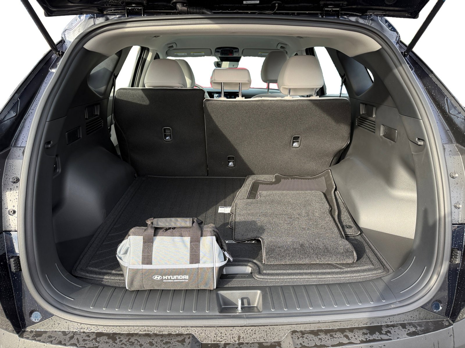 New 2026 Hyundai Tucson Blue SE image 17