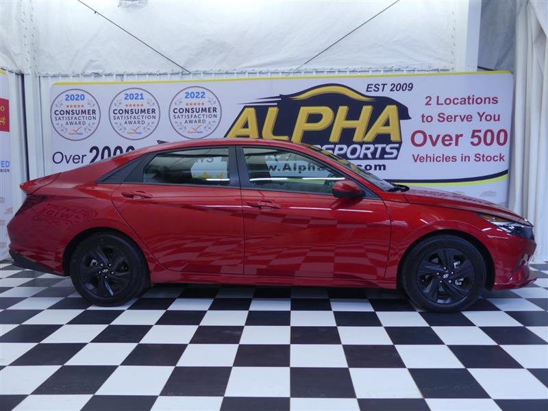 Used 2023 Hyundai Elantra SEL image 27