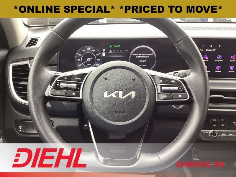 Used 2024 Kia Seltos SX w/ SX Sunroof Package AWD/4WD image 23