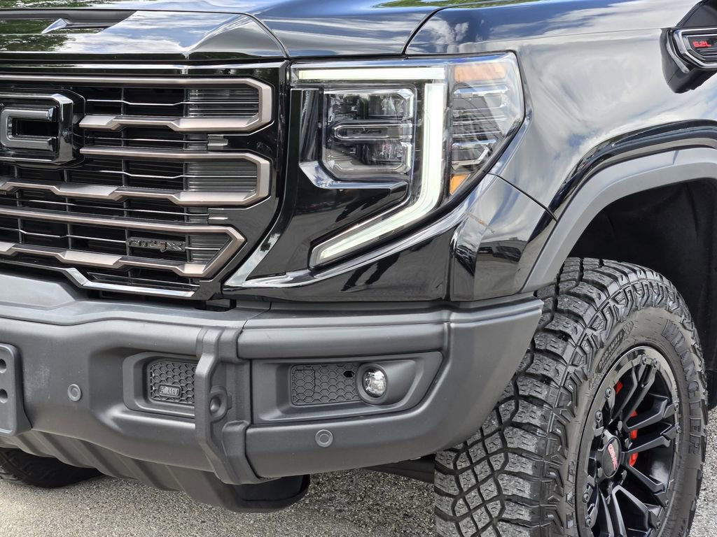 Used 2025 GMC Sierra 1500 AT4X AWD/4WD image 12