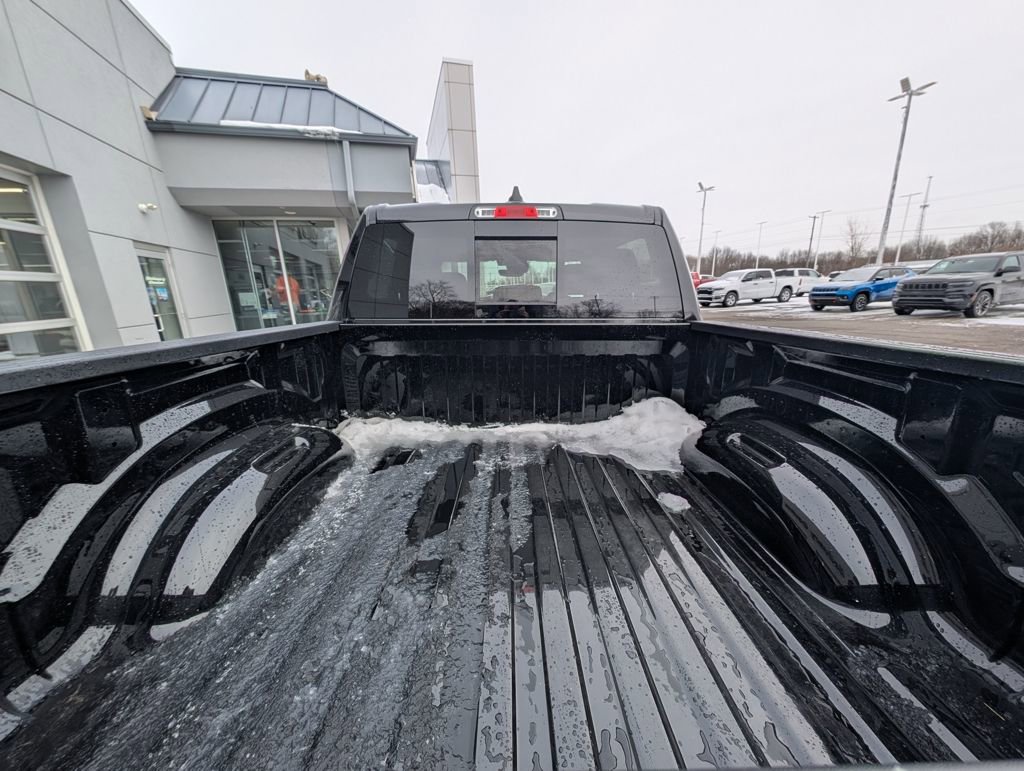 New 2026 RAM 1500 4x4 Crew Cab image 11