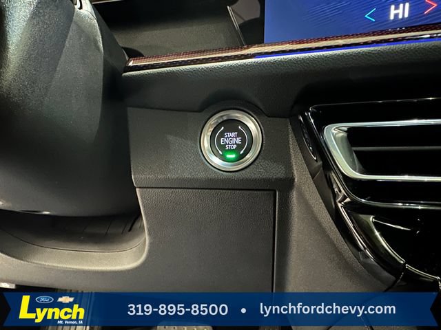 Used 2024 Chevrolet Traverse RS w/ LPO, Floor Liner Package AWD/4WD image 17