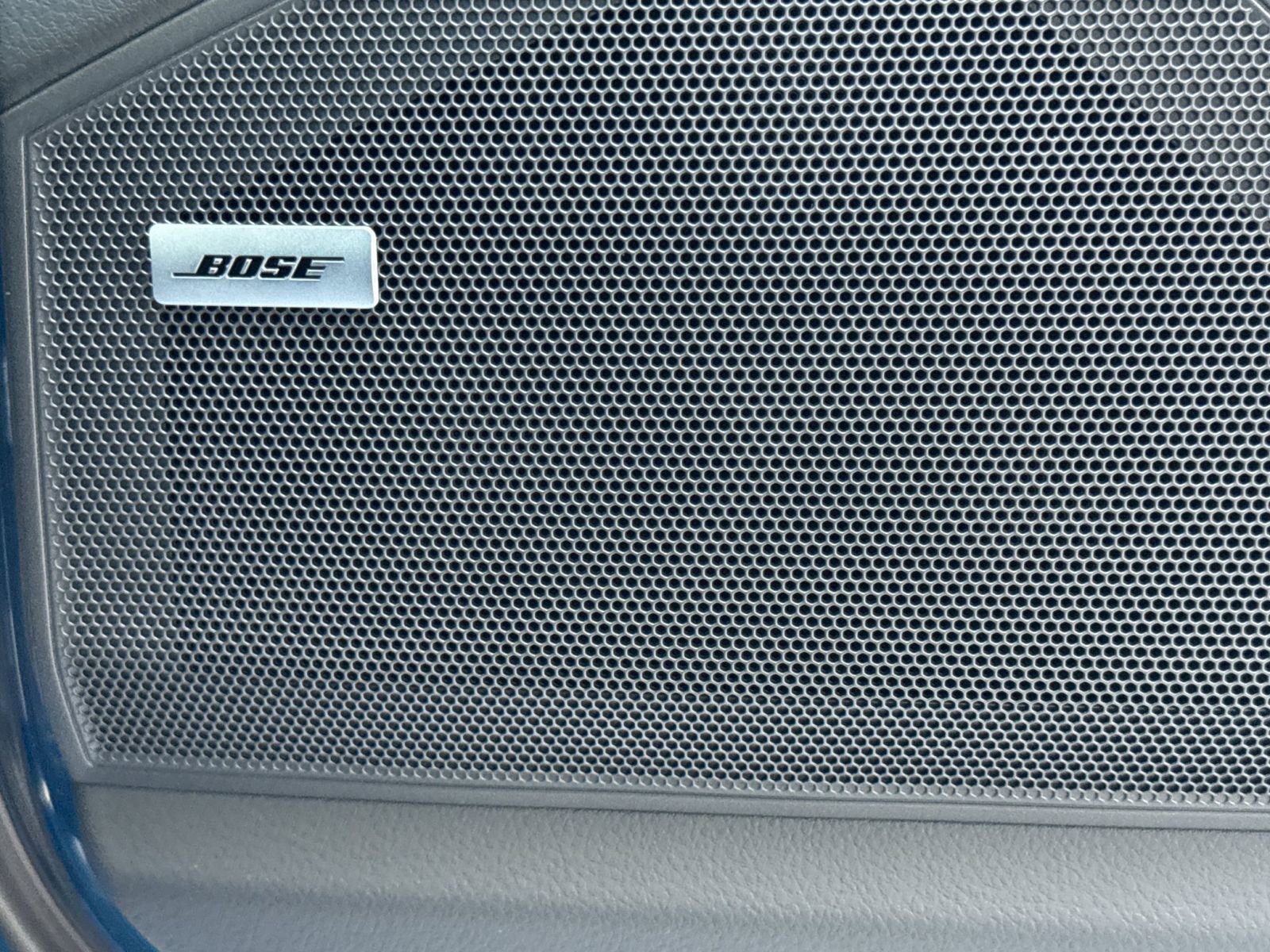 New 2026 Porsche Cayenne image 21