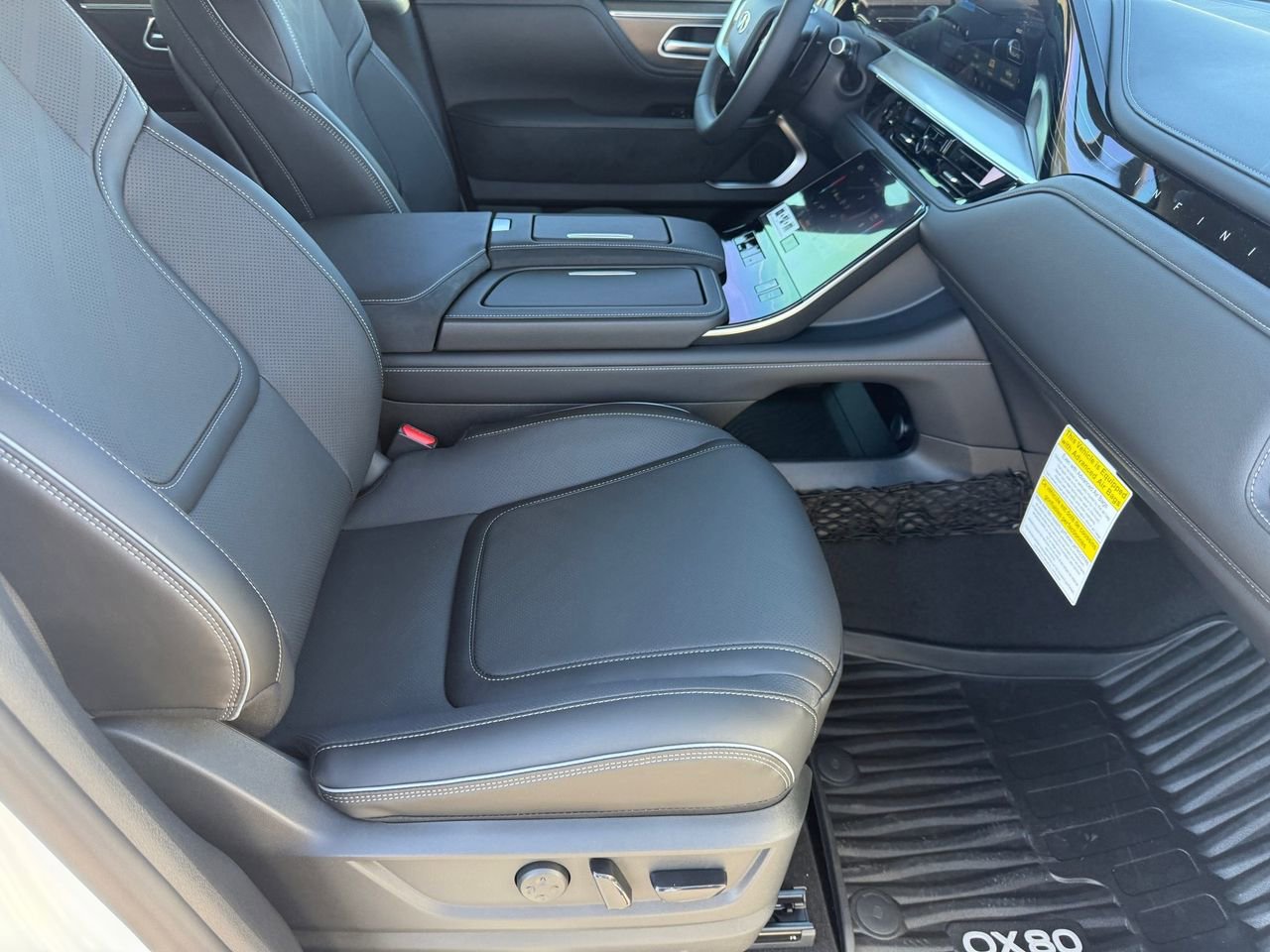 New 2026 INFINITI QX80 Luxe AWD/4WD image 30