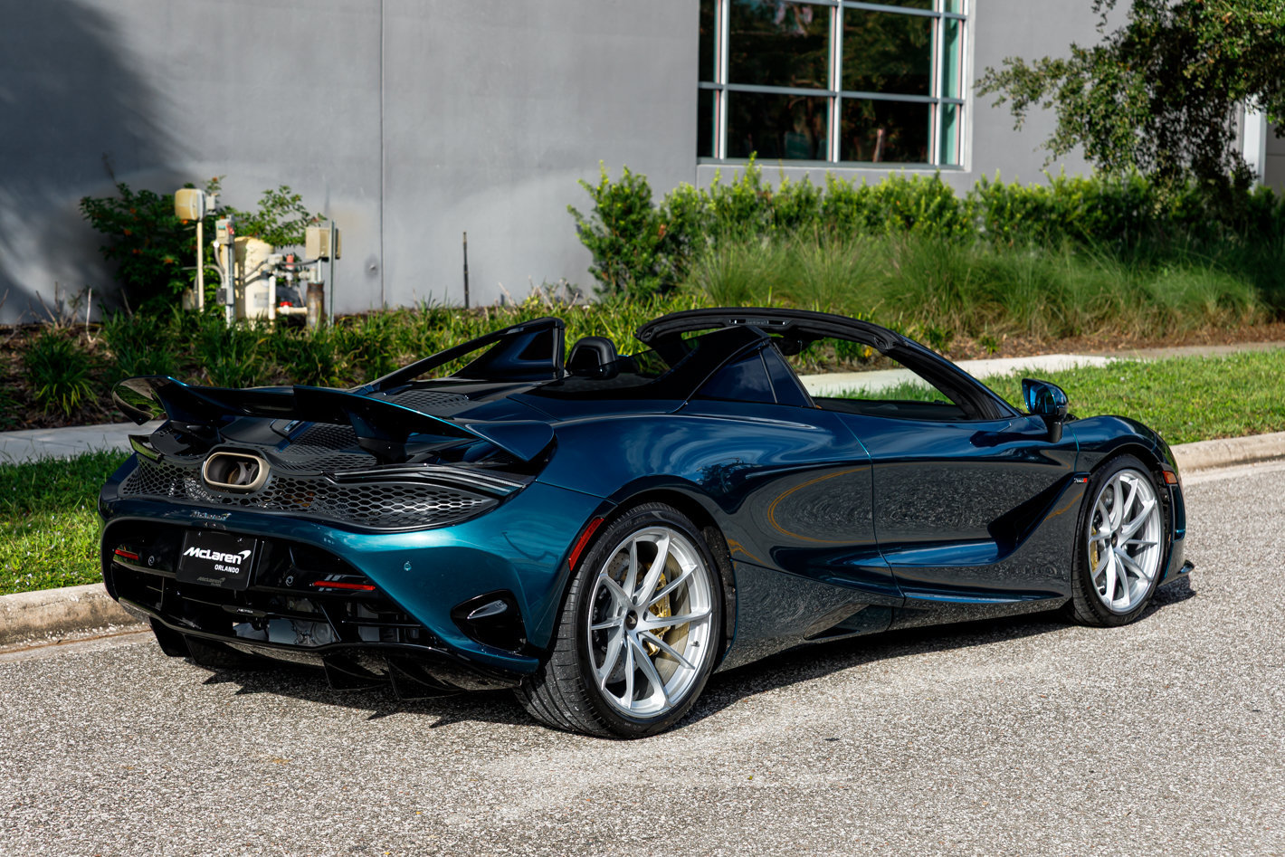 New 2027 McLaren 750S Spider RWD image 14