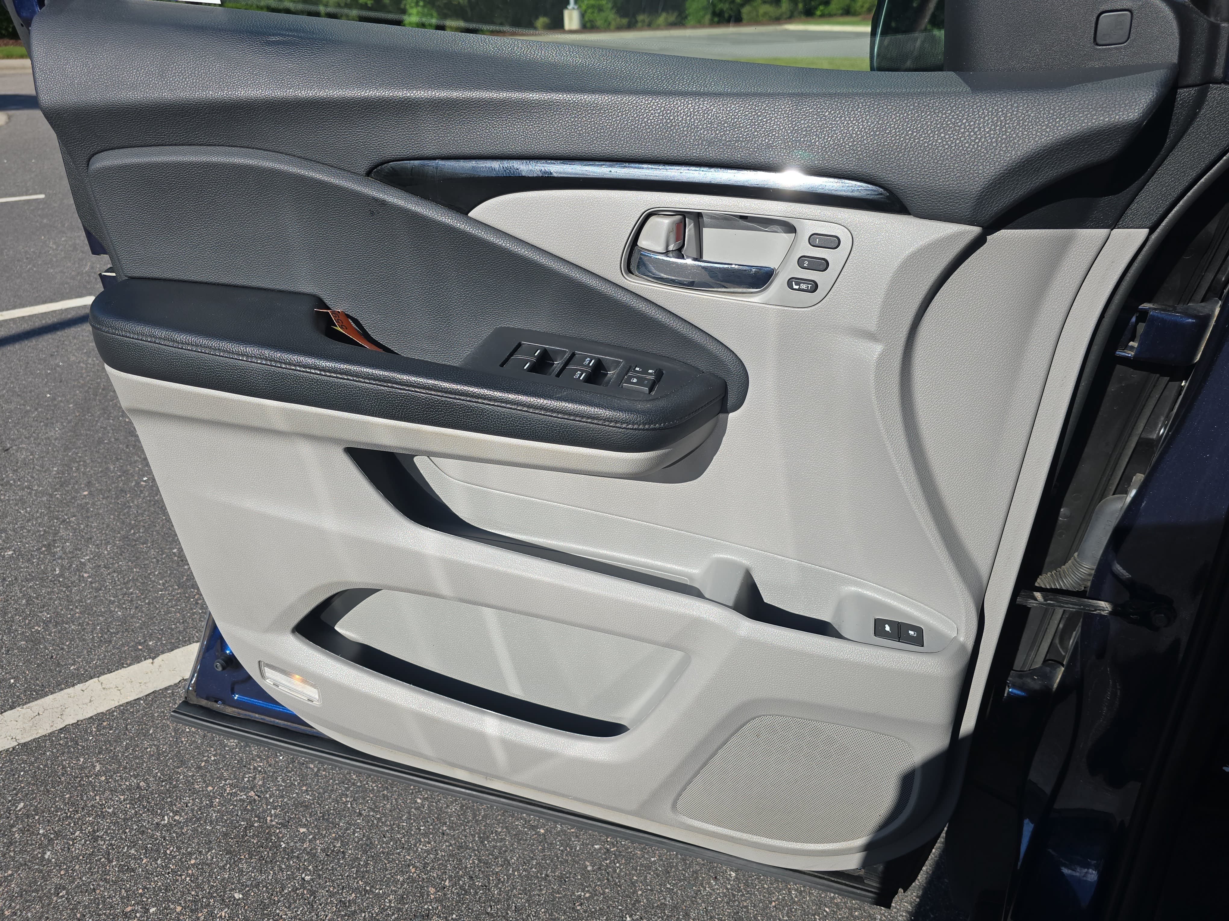 Used 2019 Honda Pilot Touring image 28