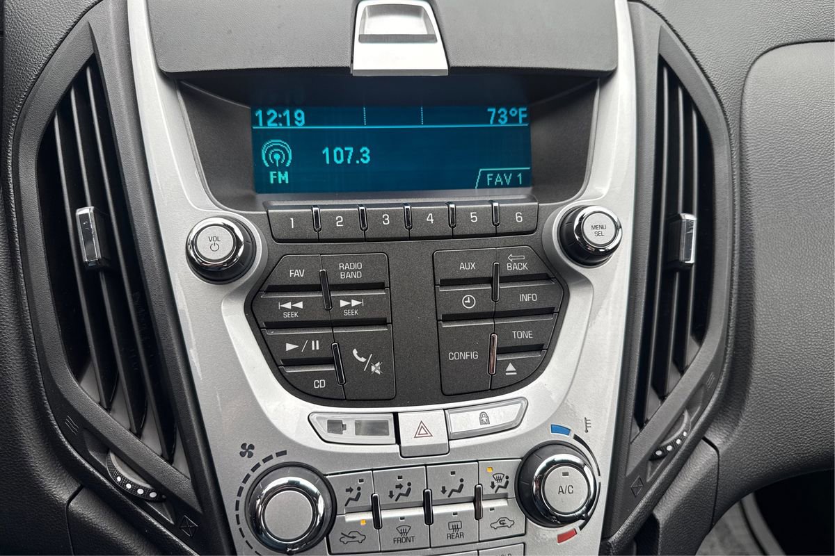 Used 2014 Chevrolet Equinox LS image 12