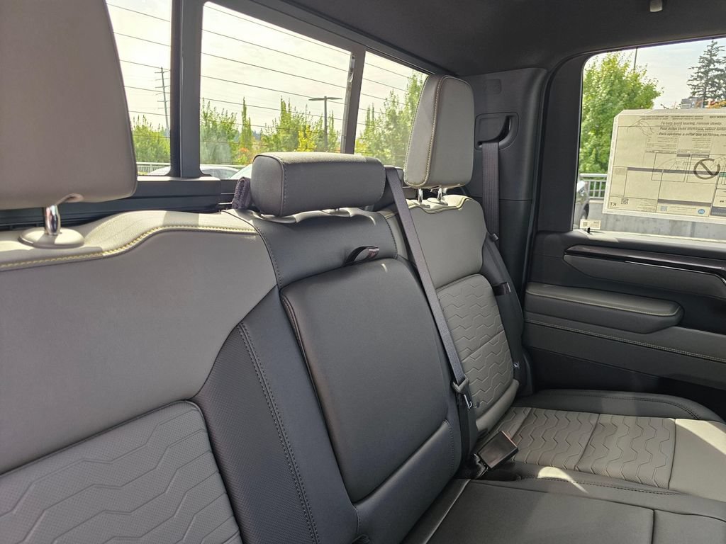 New 2026 Chevrolet Silverado 2500 ZR2 w/ LPO, Dark Essentials Package AWD/4WD image 13
