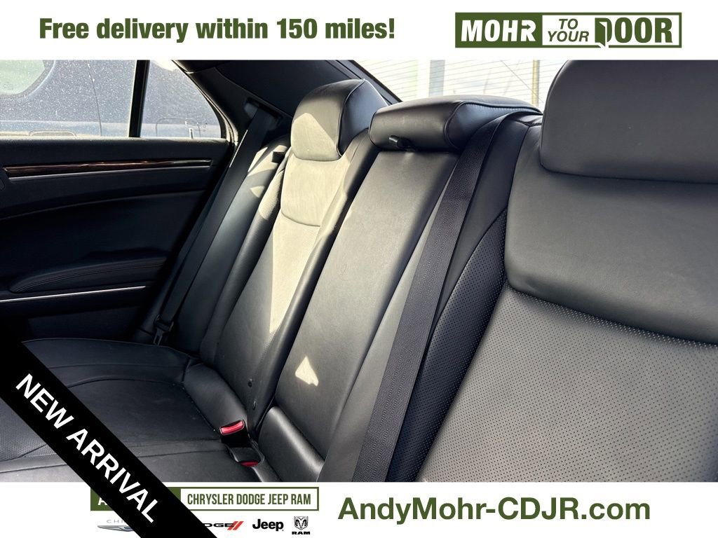 Used 2013 Chrysler 300 C image 13