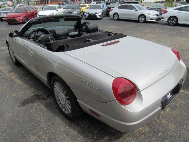 Used 2005 Ford Thunderbird RWD image 12