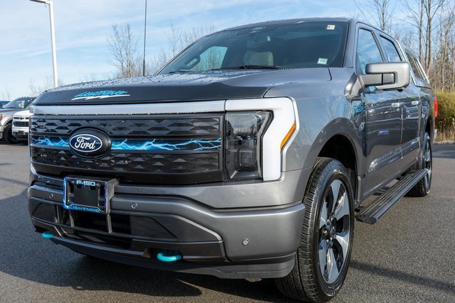 Used 2024 Ford F150 Lightning Platinum image 2