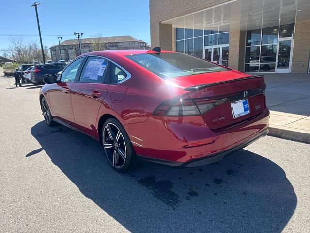 Used 2024 Honda Accord Sport image 2