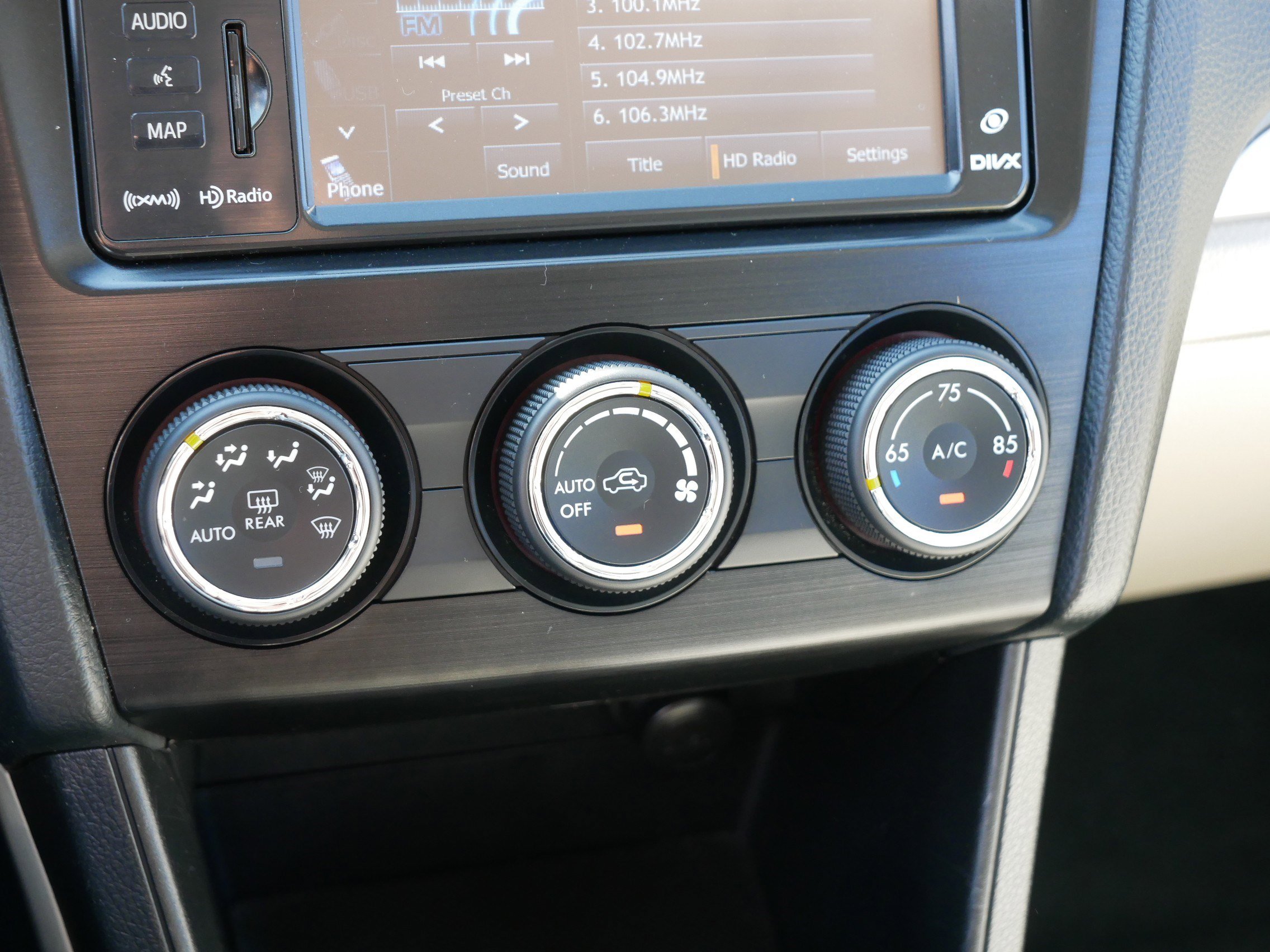 Used 2013 Subaru Crosstrek 2.0i Limited w/ Popular Pkg 2 image 23