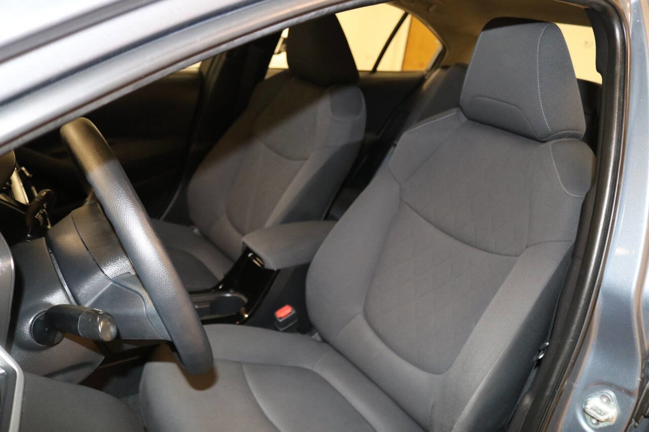 Used 2022 Toyota Corolla LE image 59