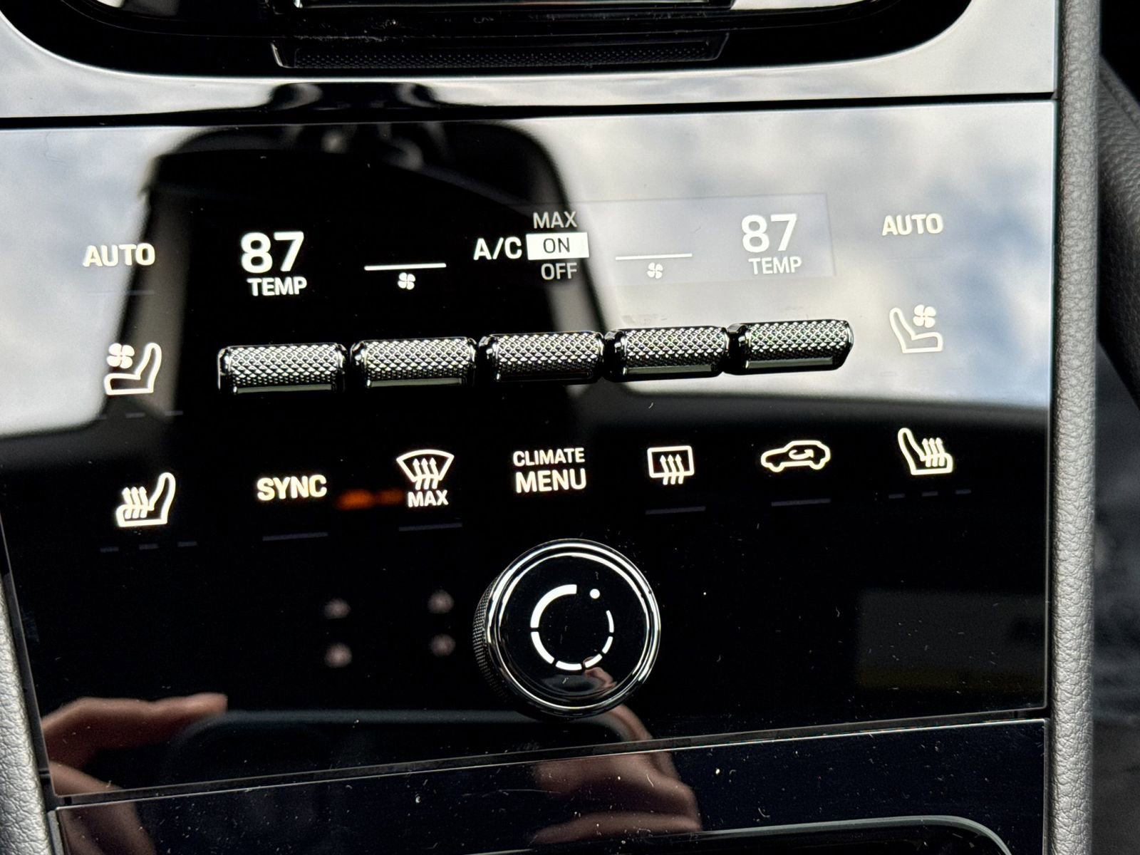 New 2026 Porsche Cayenne Coupe image 23