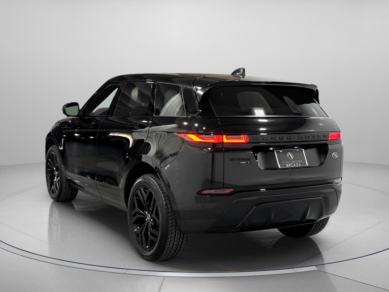 Used 2020 Land Rover Range Rover Evoque S image 3