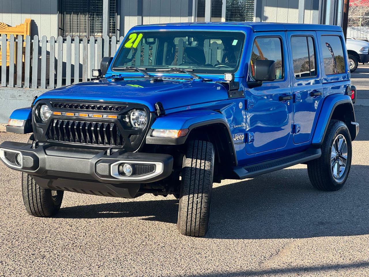 Used 2021 Jeep Wrangler Unlimited Sahara AWD/4WD image 3