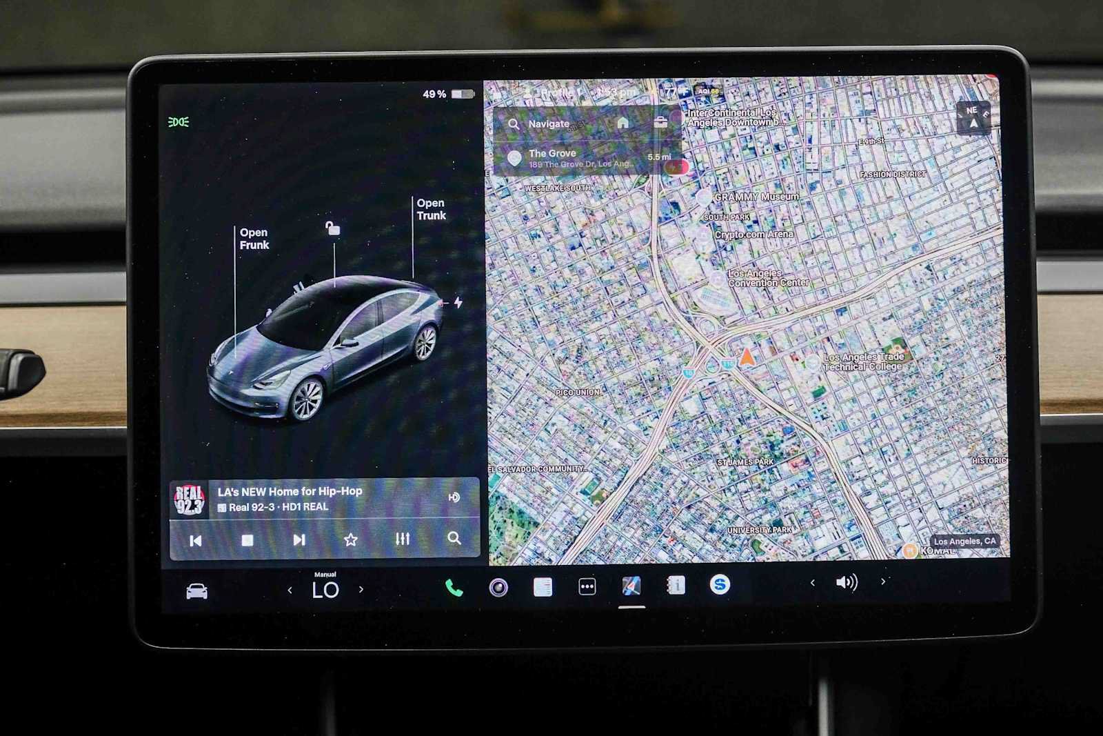Used 2018 Tesla Model 3 Long Range RWD image 16