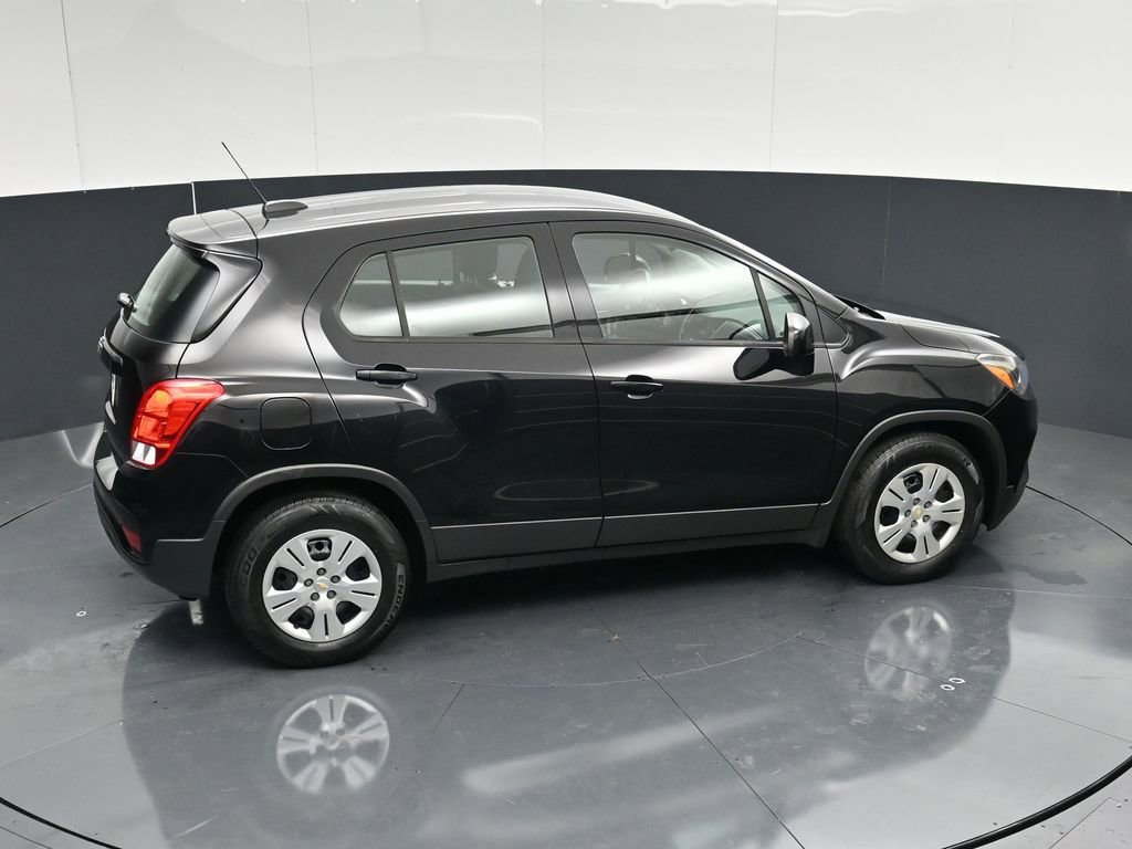 Used 2018 Chevrolet Trax LS FWD image 44