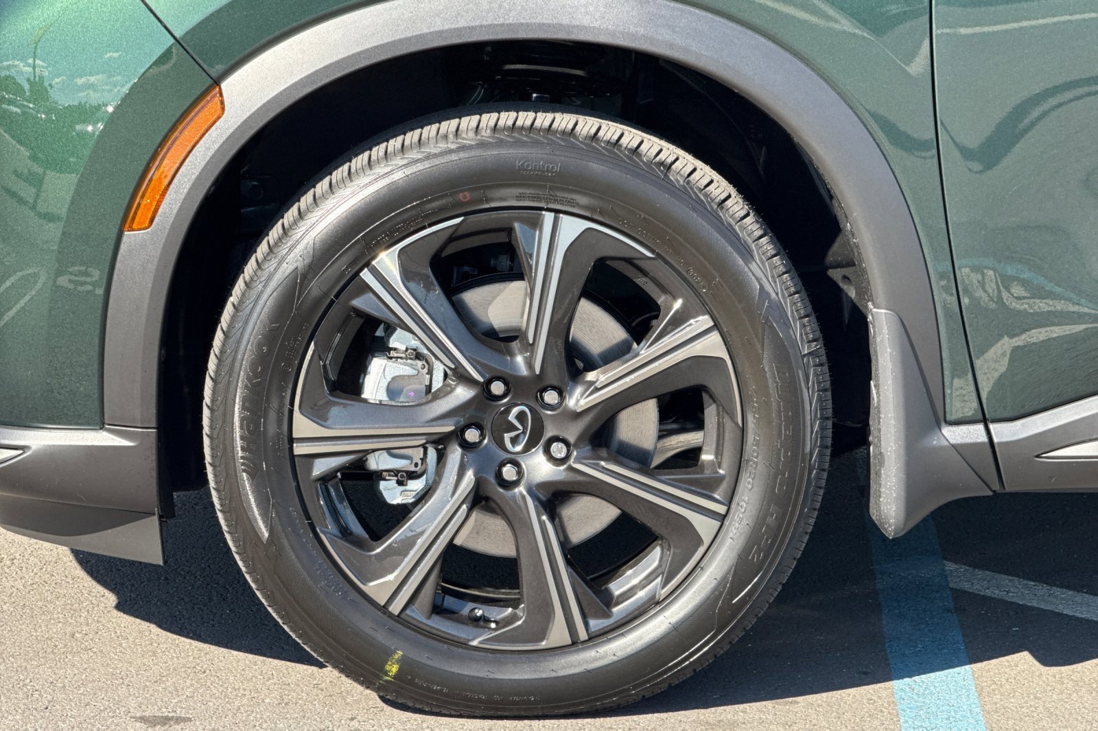 New 2026 INFINITI QX60 Autograph w/ Dark Cargo Package image 33