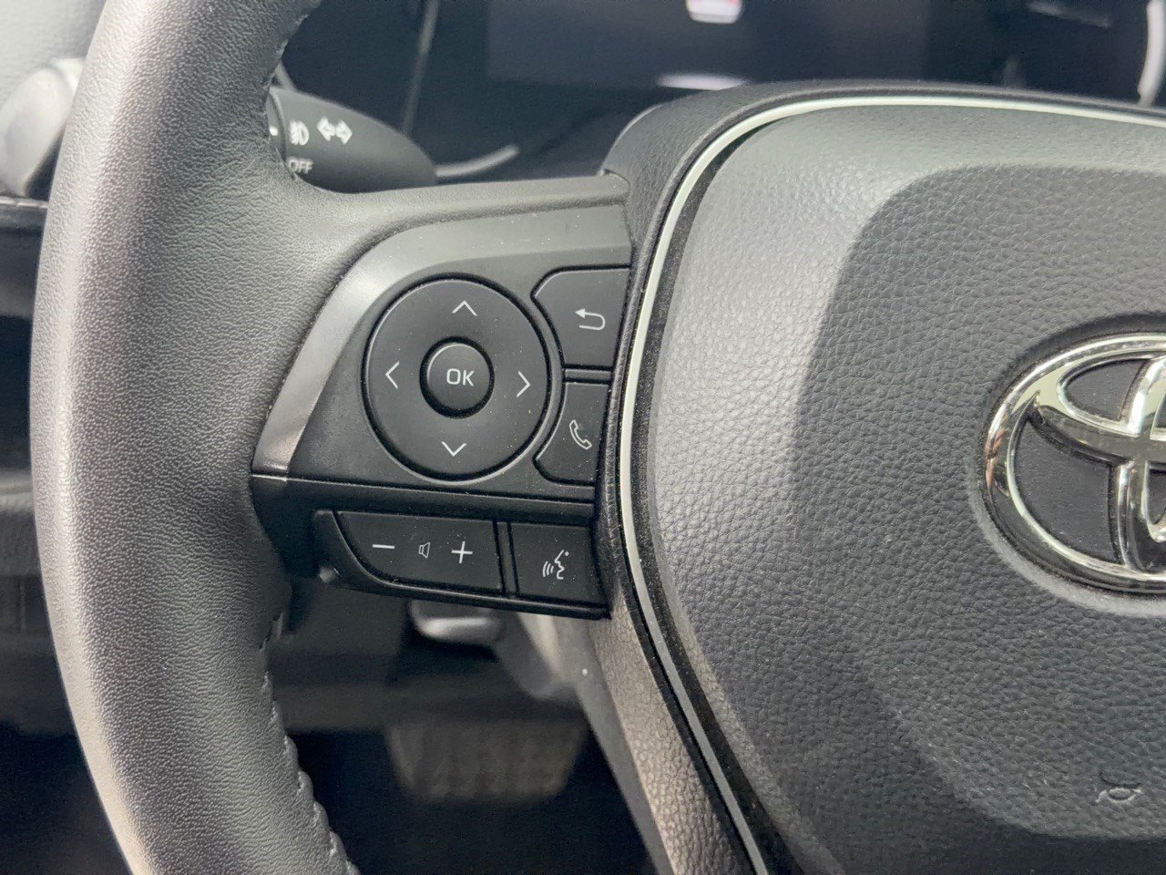 Certified 2023 Toyota RAV4 XLE Premium FWD image 18