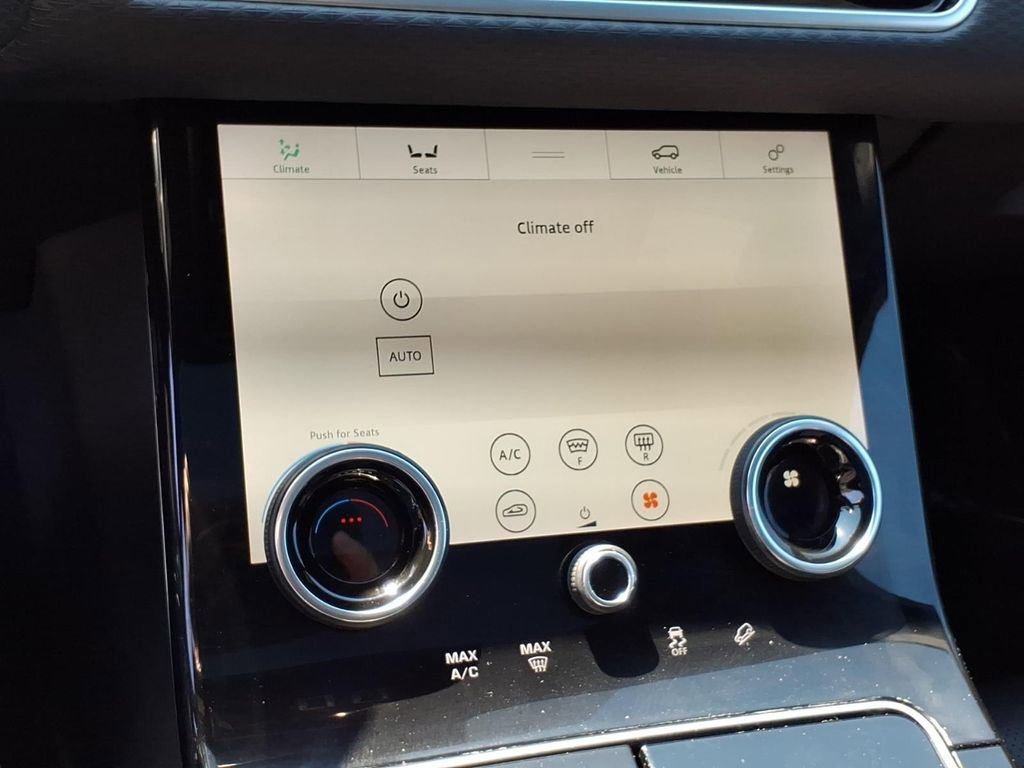 Used 2020 Land Rover Range Rover Velar R-Dynamic S image 23