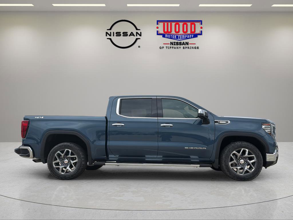 Used 2024 GMC Sierra 1500 SLT w/ SLT Premium Plus Package AWD/4WD image 2
