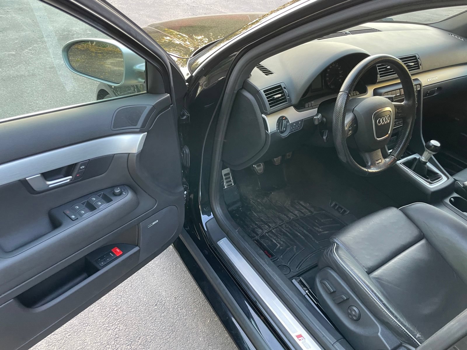 Used 2008 Audi RS 4 Sedan AWD/4WD image 21