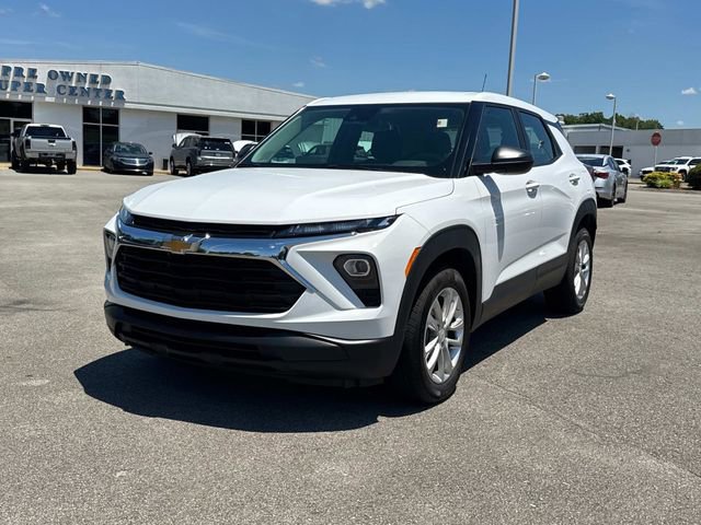 Used 2024 Chevrolet TrailBlazer LS FWD image 8