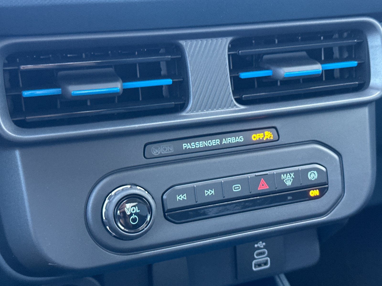 New 2026 Ford Maverick XLT FWD image 18