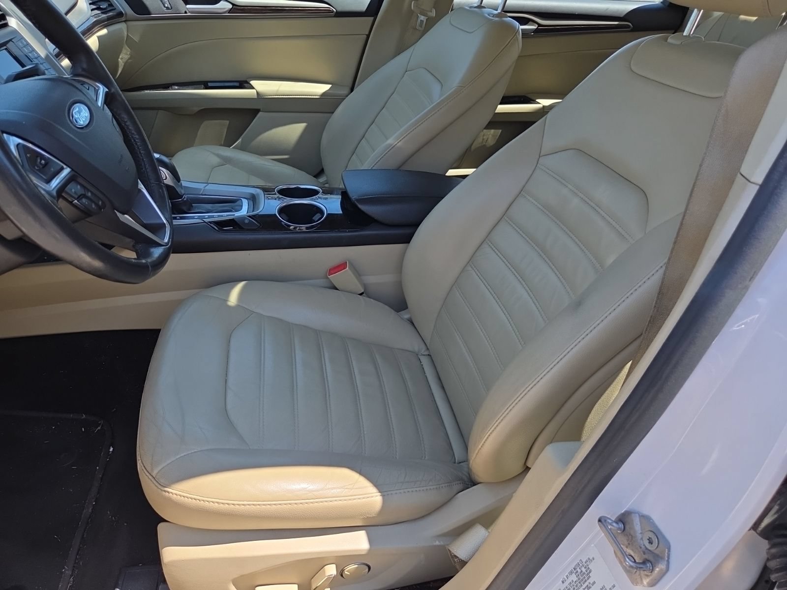 Used 2013 Ford Fusion SE FWD image 14