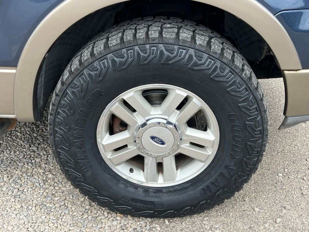 Used 2004 Ford F150 Lariat image 10